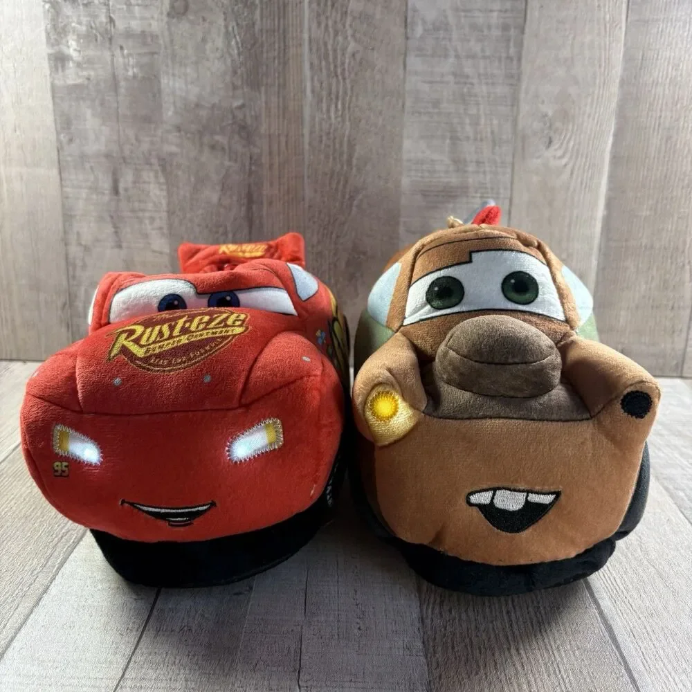 Disney Cars Small Kids Light-Up 3D Plush Slippers Size 13/1 McQueen Mater Red